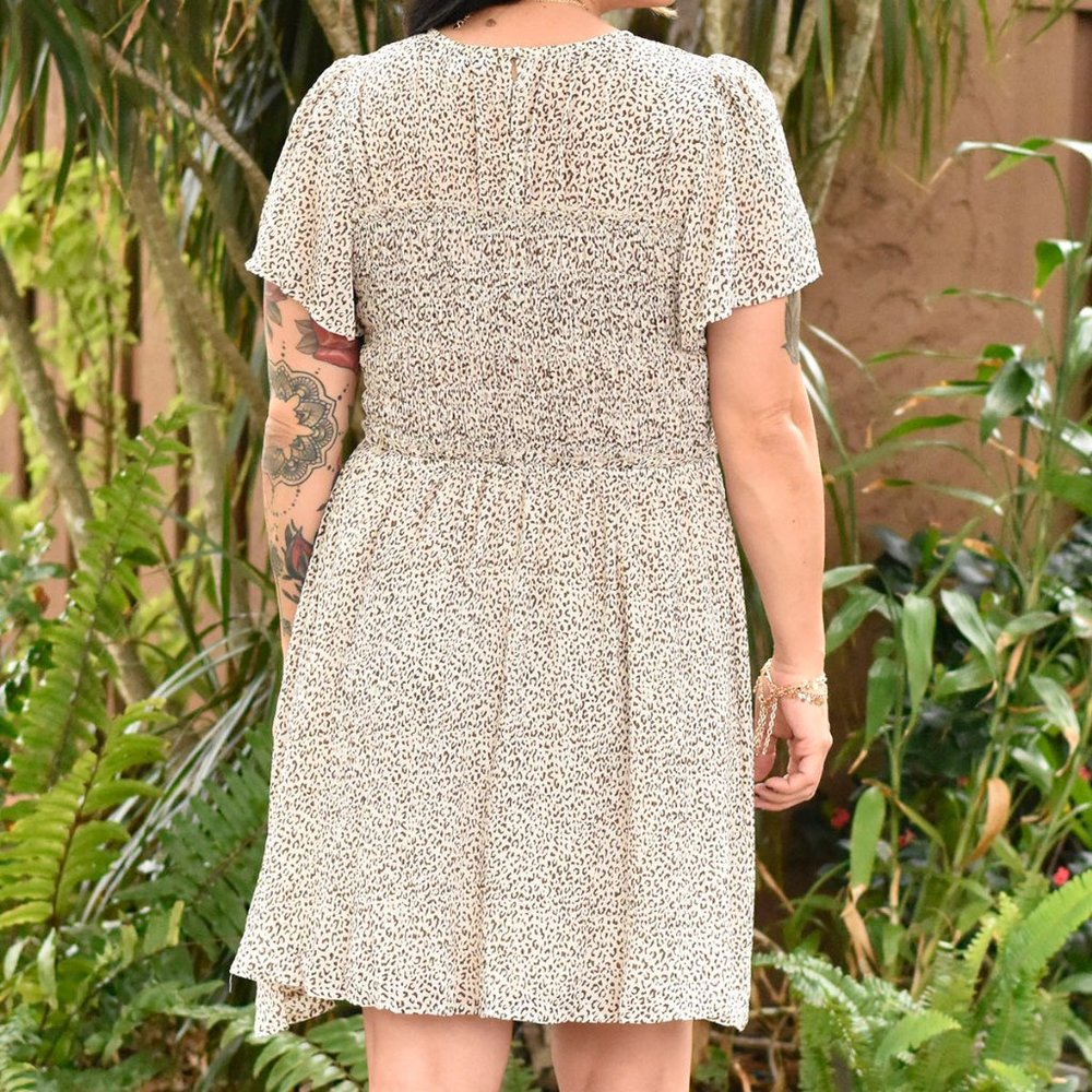 Micro-Leopard Print Smocked Dress - Picture 4 of 5
